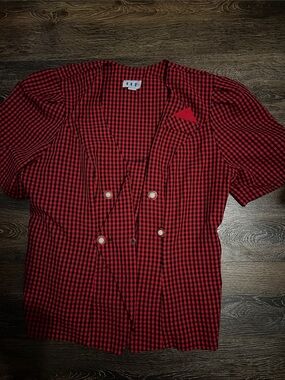 Que Red and Black Gingham Double-Breasted Casual Shirt